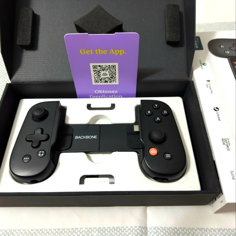 BACKBONE ONE MOBILE GAMING CONTROL